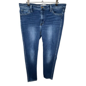 Flying Monkey Medium Wash Mid Rise Denim Skinny Jeans